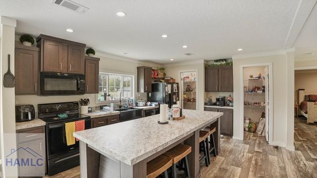 4106 Old Screven Road, Jesup, GA 31546