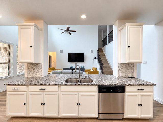 17223 Fable Springs Lane, Cypress, TX 77433