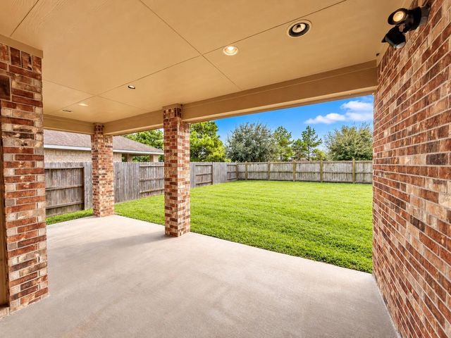 17223 Fable Springs Lane, Cypress, TX 77433