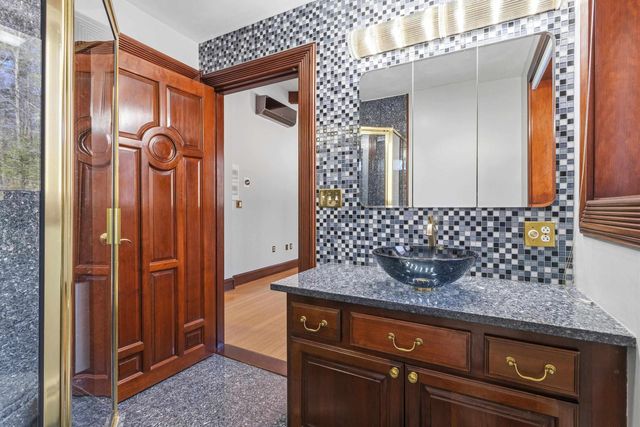 143 High Ridge Road, Manchester, NH 03104