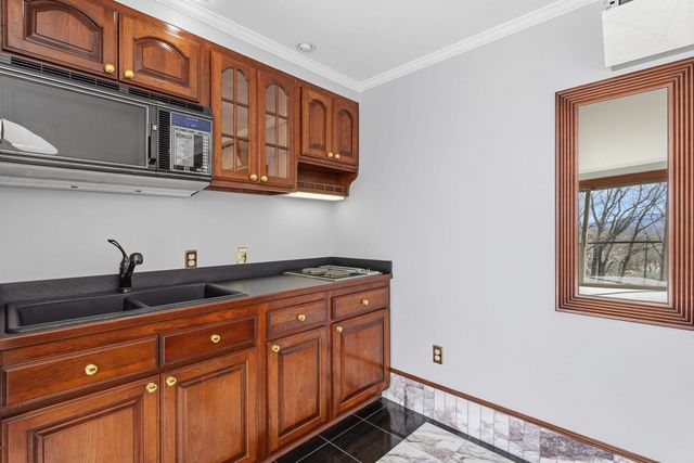 143 High Ridge Road, Manchester, NH 03104