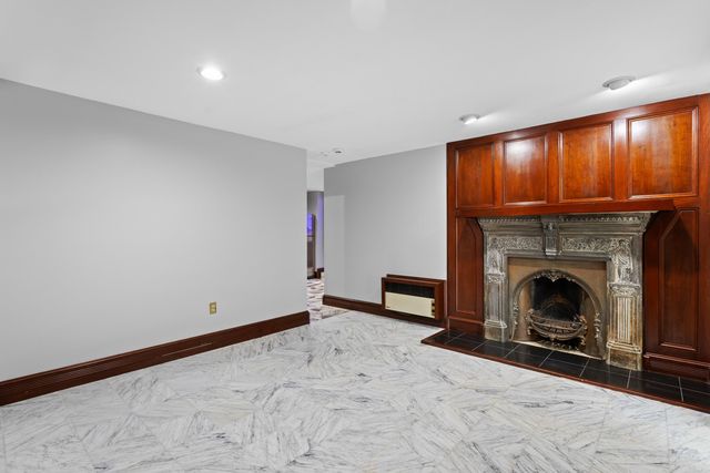 143 High Ridge Road, Manchester, NH 03104