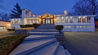 143 High Ridge Road, Manchester, NH 03104