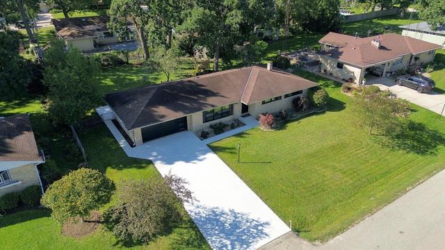 4205 86th STREETS, Kenosha, WI 53142