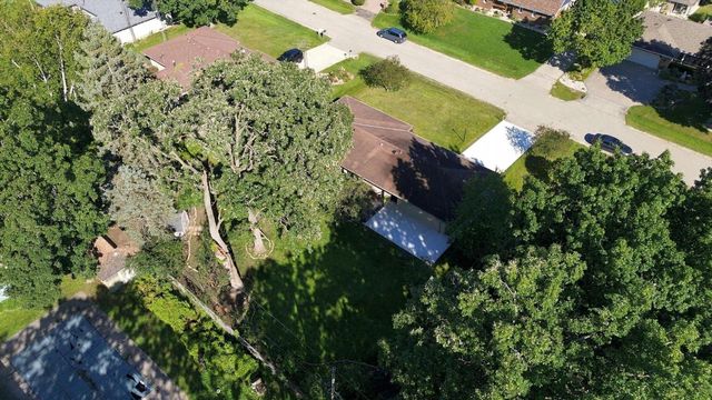 4205 86th STREETS, Kenosha, WI 53142