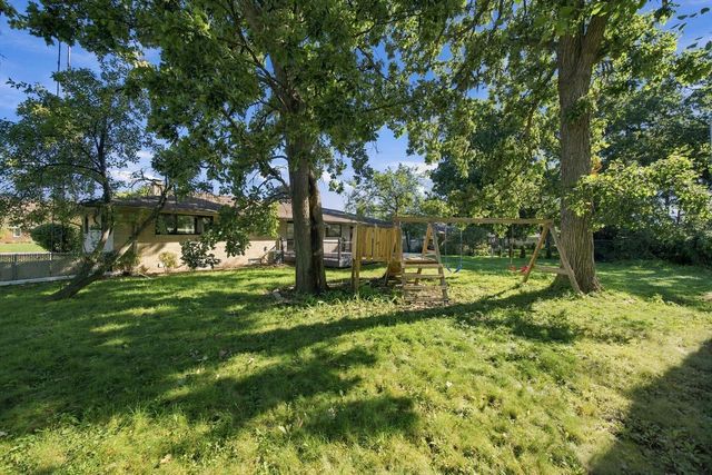 4205 86th STREETS, Kenosha, WI 53142