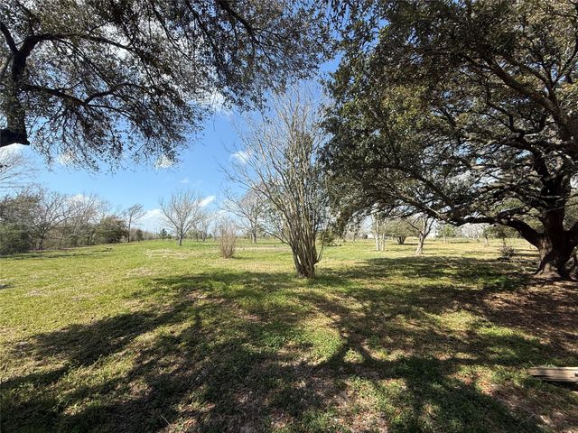 1914 1st St Lot 2 Street, Liverpool, TX 77577