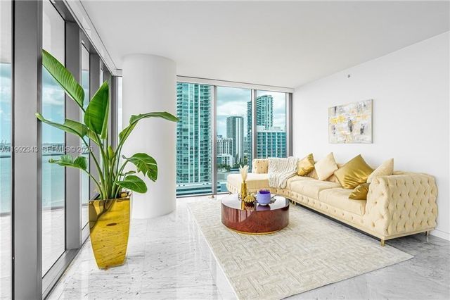 3131 NE 7th Ave 1901, Miami, FL 33137