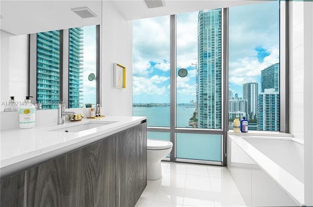 3131 NE 7th Ave 1901, Miami, FL 33137