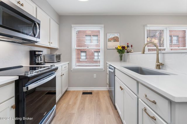 638 S 2nd St, 1, Louisville, KY 40202