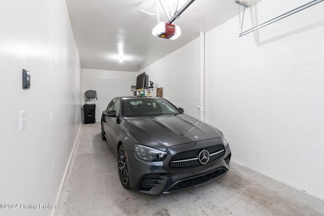 638 S 2nd St, 1, Louisville, KY 40202