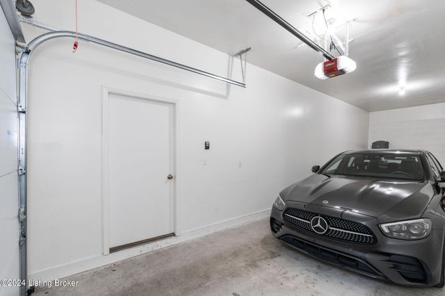 638 S 2nd St, 1, Louisville, KY 40202