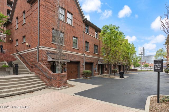 638 S 2nd St, 1, Louisville, KY 40202