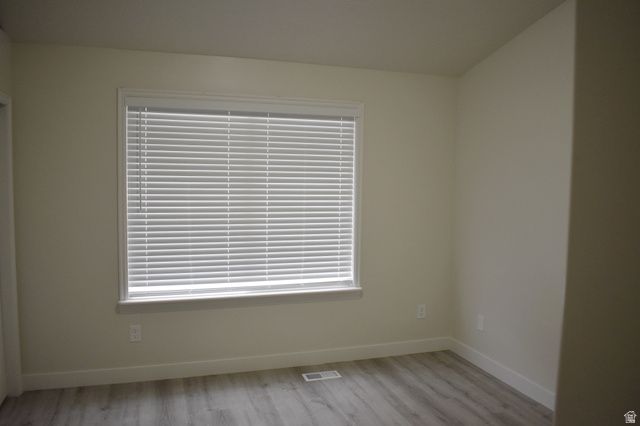 112 W CRYSTAL BAY DR, Stansbury Park, UT 84074