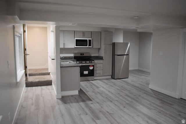 112 W CRYSTAL BAY DR, Stansbury Park, UT 84074