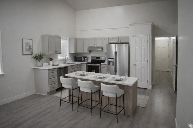 112 W CRYSTAL BAY DR, Stansbury Park, UT 84074