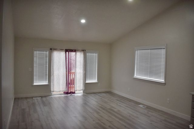 112 W CRYSTAL BAY DR, Stansbury Park, UT 84074