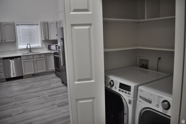 112 W CRYSTAL BAY DR, Stansbury Park, UT 84074