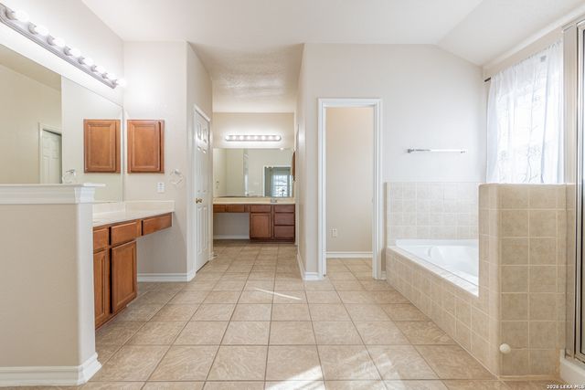21226 VILLA VALENCIA, San Antonio, TX 78258