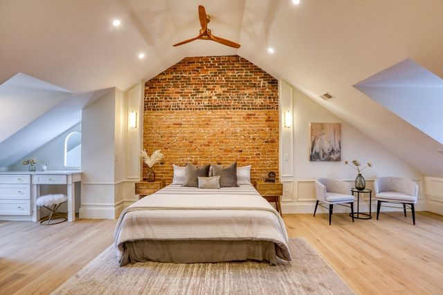 16 Chestnut Street, Boston, MA 02129