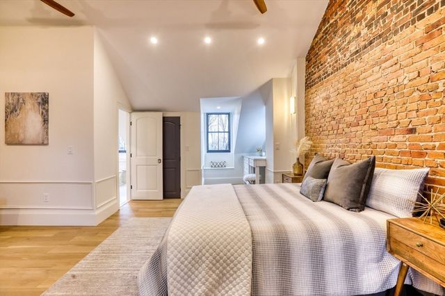 16 Chestnut Street, Boston, MA 02129