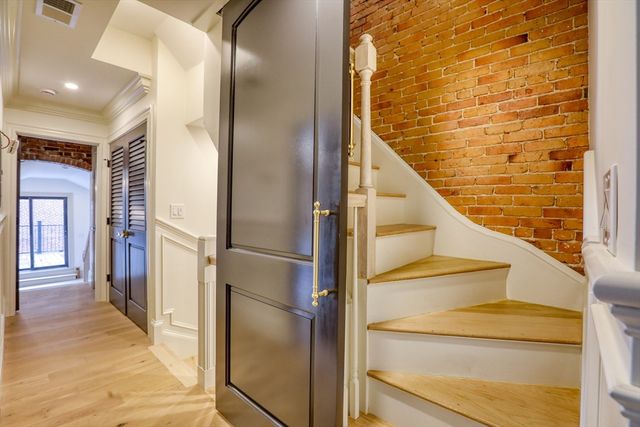 16 Chestnut Street, Boston, MA 02129