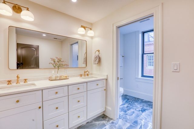 16 Chestnut Street, Boston, MA 02129