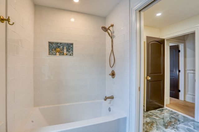 16 Chestnut Street, Boston, MA 02129