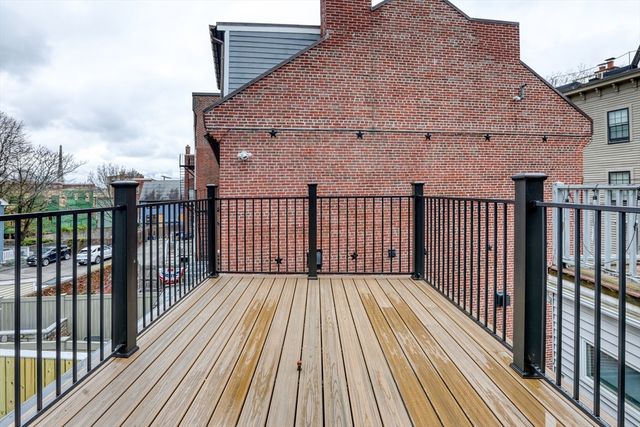 16 Chestnut Street, Boston, MA 02129