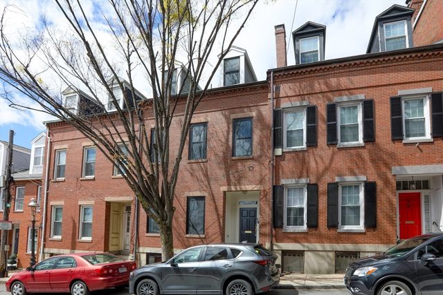 16 Chestnut Street, Boston, MA 02129