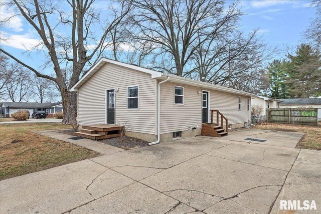501 Sattley Street, Rochester, IL 62563
