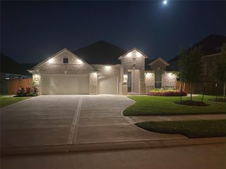 4033 Carolina Shores Lane, League City, TX 77573