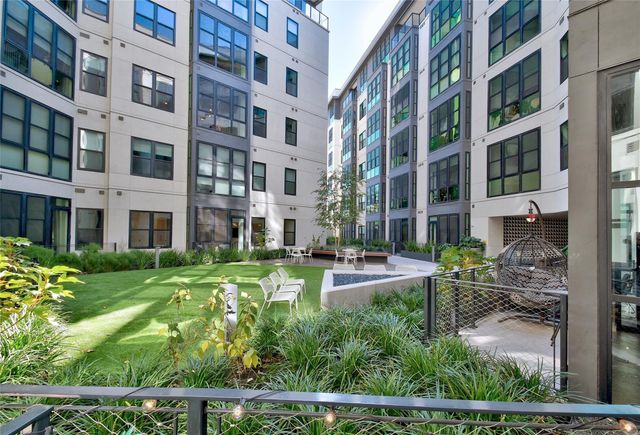 800 Embassy DR 322, Austin, TX 78702