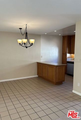 1731 Camden Avenue 4, Los Angeles, CA 90025
