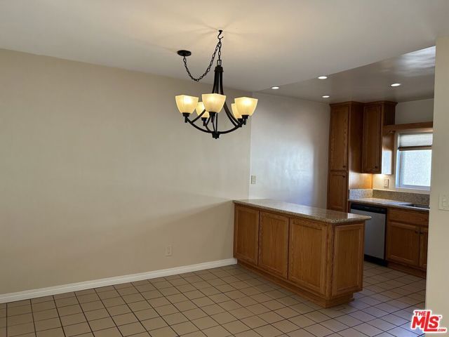 1731 Camden Avenue 4, Los Angeles, CA 90025