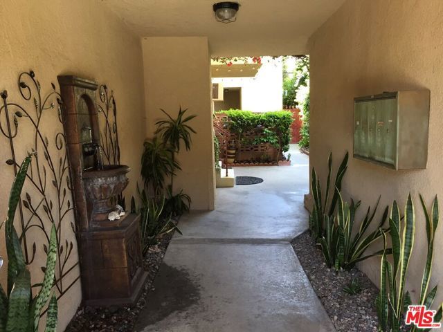 1731 Camden Avenue 4, Los Angeles, CA 90025