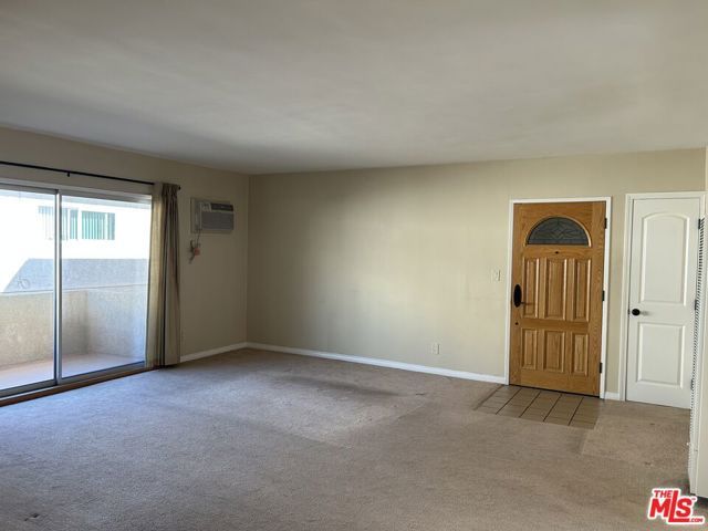 1731 Camden Avenue 4, Los Angeles, CA 90025