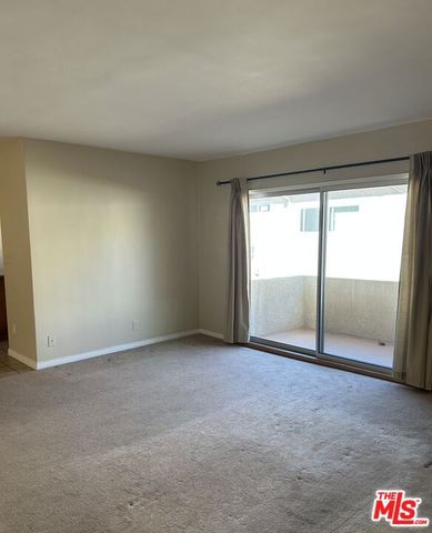 1731 Camden Avenue 4, Los Angeles, CA 90025
