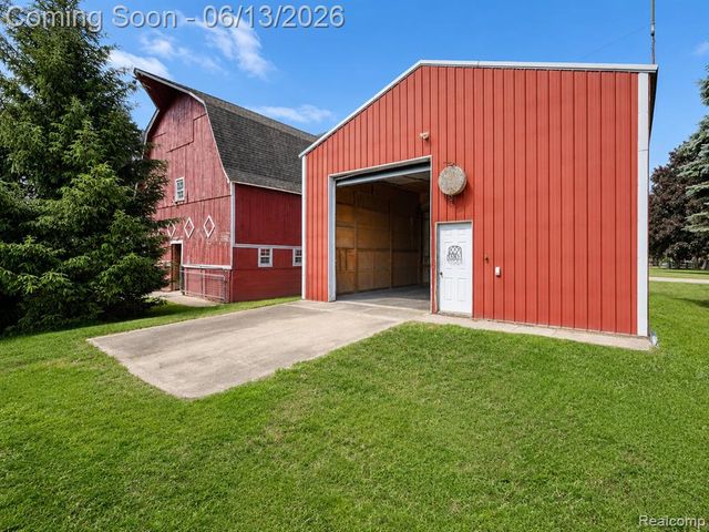 1310 Brauer Road, Metamora, MI 48371