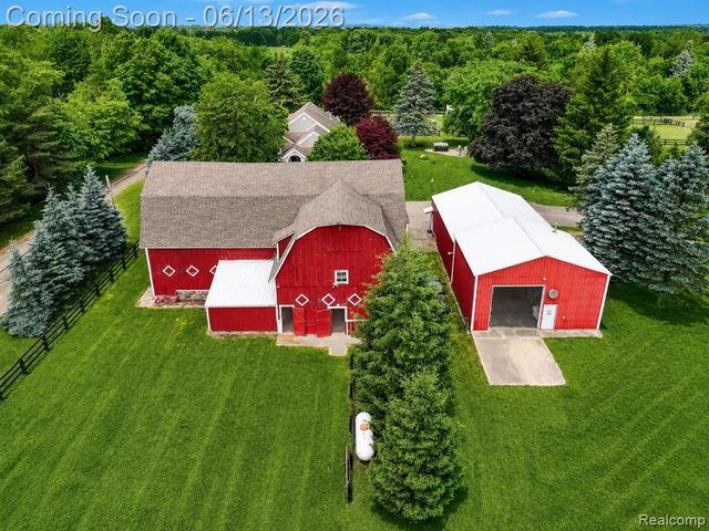 1310 Brauer Road, Metamora, MI 48371