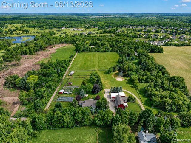 1310 Brauer Road, Metamora, MI 48371