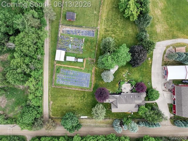 1310 Brauer Road, Metamora, MI 48371