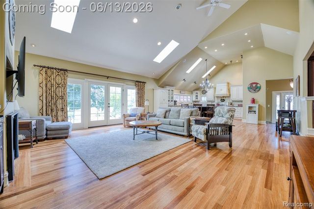 1310 Brauer Road, Metamora, MI 48371