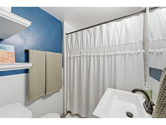 5315 W Shirley Pl, Lakewood, CO 80232
