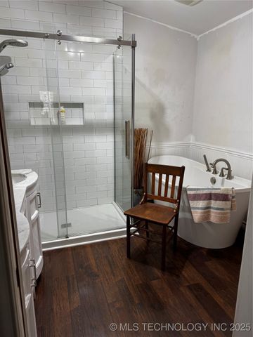 72 W Hilltop Road, Mcalester, OK 74501