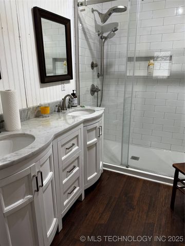 72 W Hilltop Road, Mcalester, OK 74501