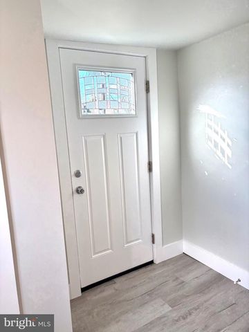 207 PENNSYLVANIA AVE, Hainesport, NJ 08036