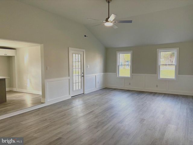 207 PENNSYLVANIA AVE, Hainesport, NJ 08036