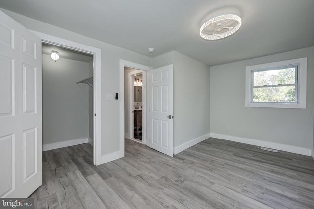 207 PENNSYLVANIA AVE, Hainesport, NJ 08036