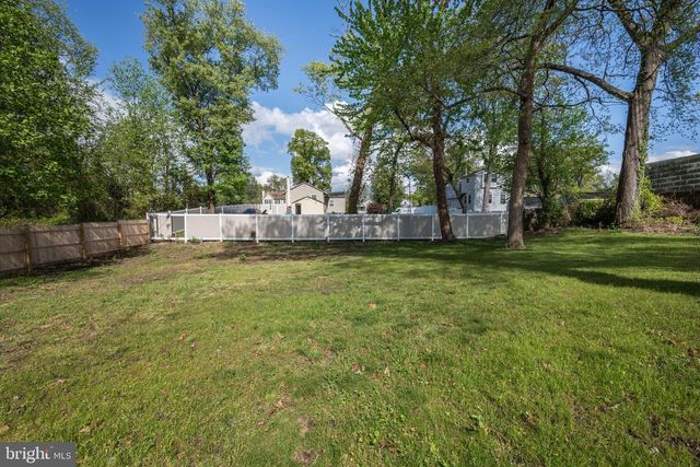 207 PENNSYLVANIA AVE, Hainesport, NJ 08036
